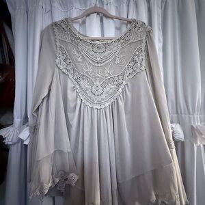 Boho Lace Flowy Long Sleeve Top